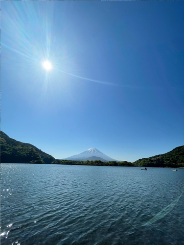 湖へ